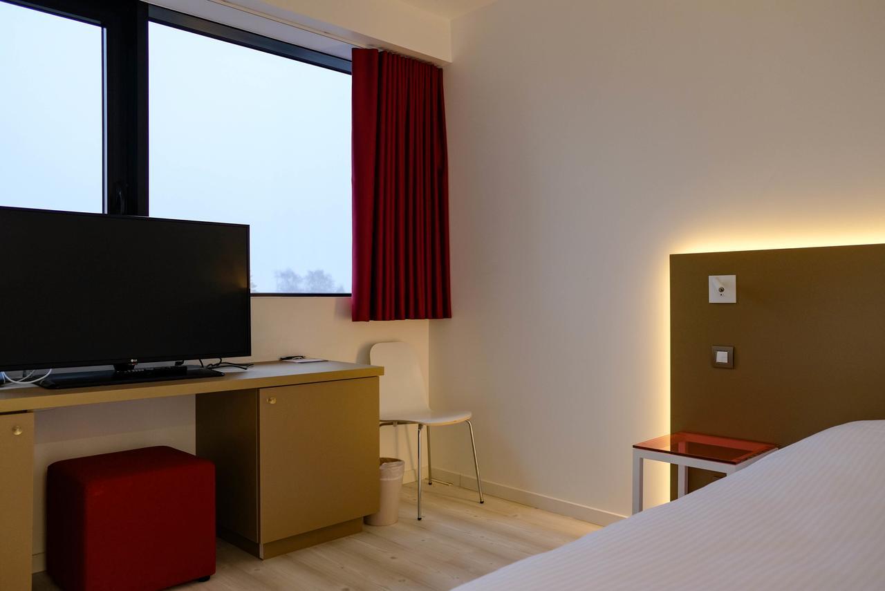 Corbie Lommel Ring Hotel Exterior foto